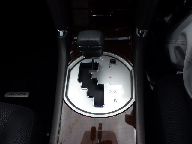 2014 Toyota Allion